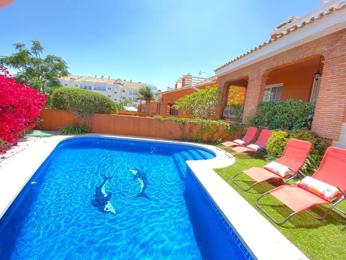 Villa With Heated Private Pool, Sea View& Turkish Sauna 贝纳尔马德纳 外观 照片