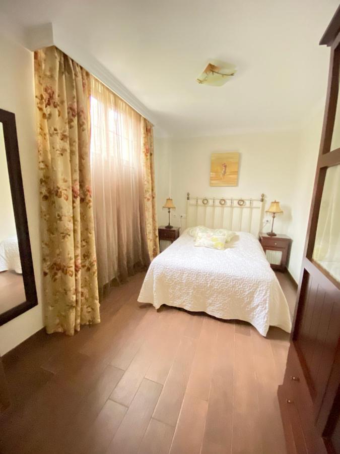Villa With Heated Private Pool, Sea View& Turkish Sauna 贝纳尔马德纳 外观 照片