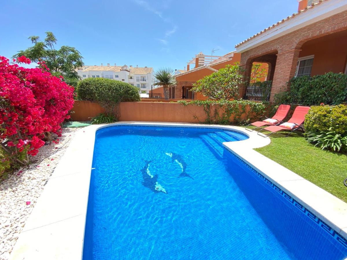 Villa With Heated Private Pool, Sea View& Turkish Sauna 贝纳尔马德纳 外观 照片
