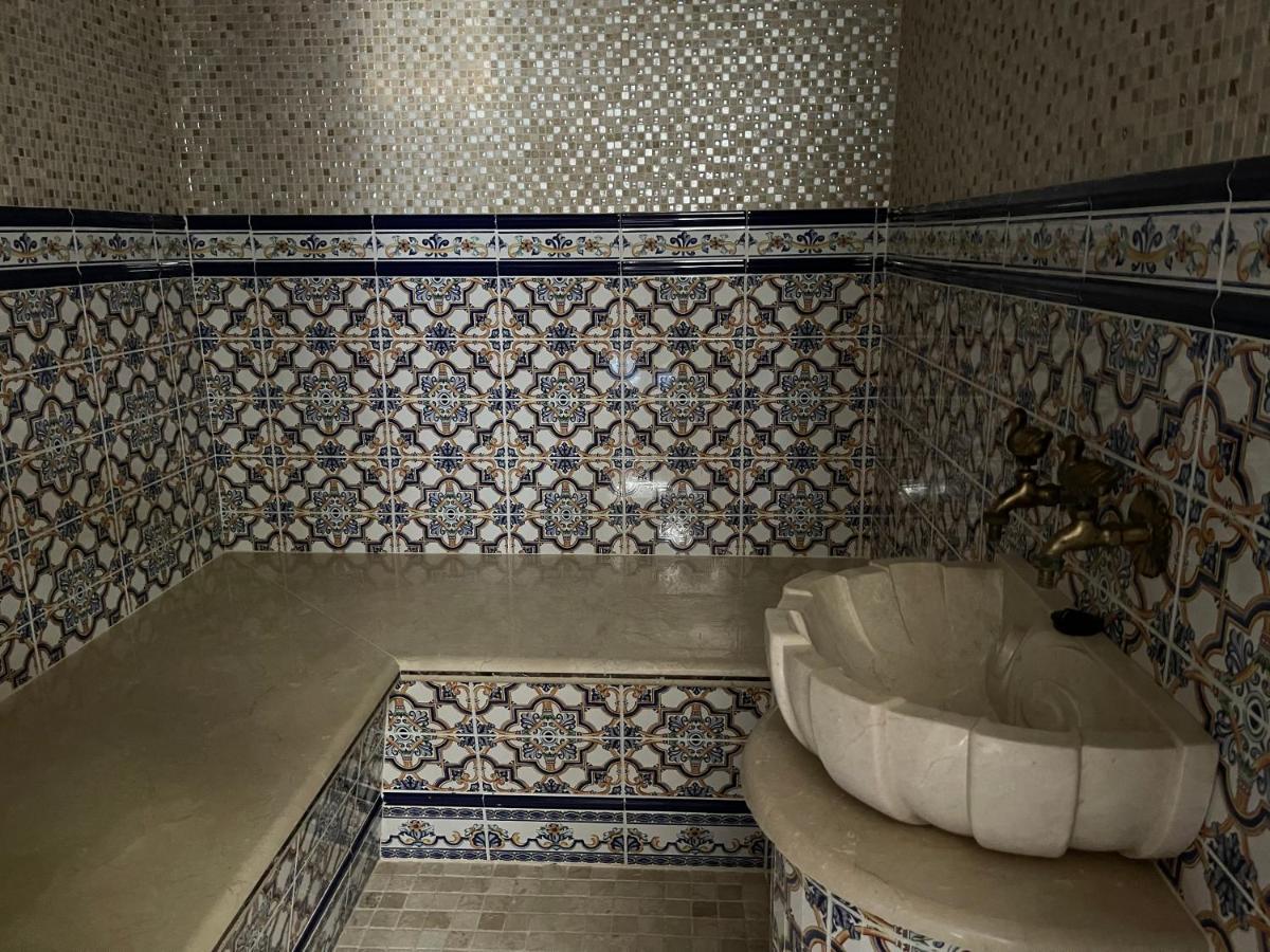 Villa With Heated Private Pool, Sea View& Turkish Sauna 贝纳尔马德纳 外观 照片