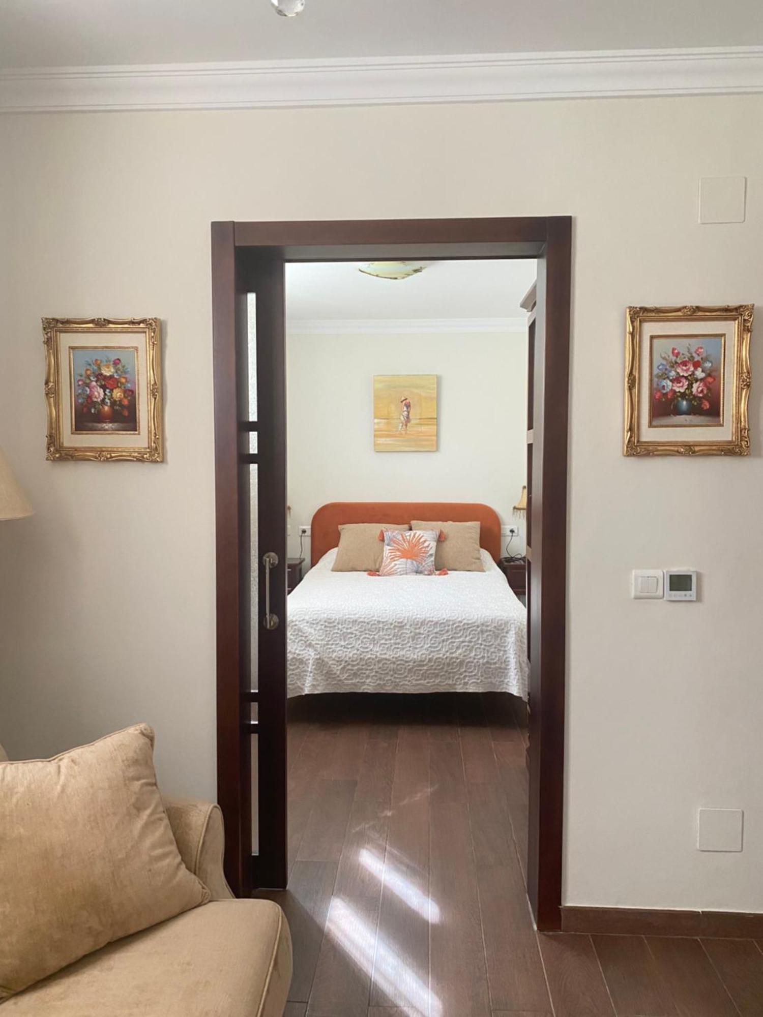 Villa With Heated Private Pool, Sea View& Turkish Sauna 贝纳尔马德纳 外观 照片
