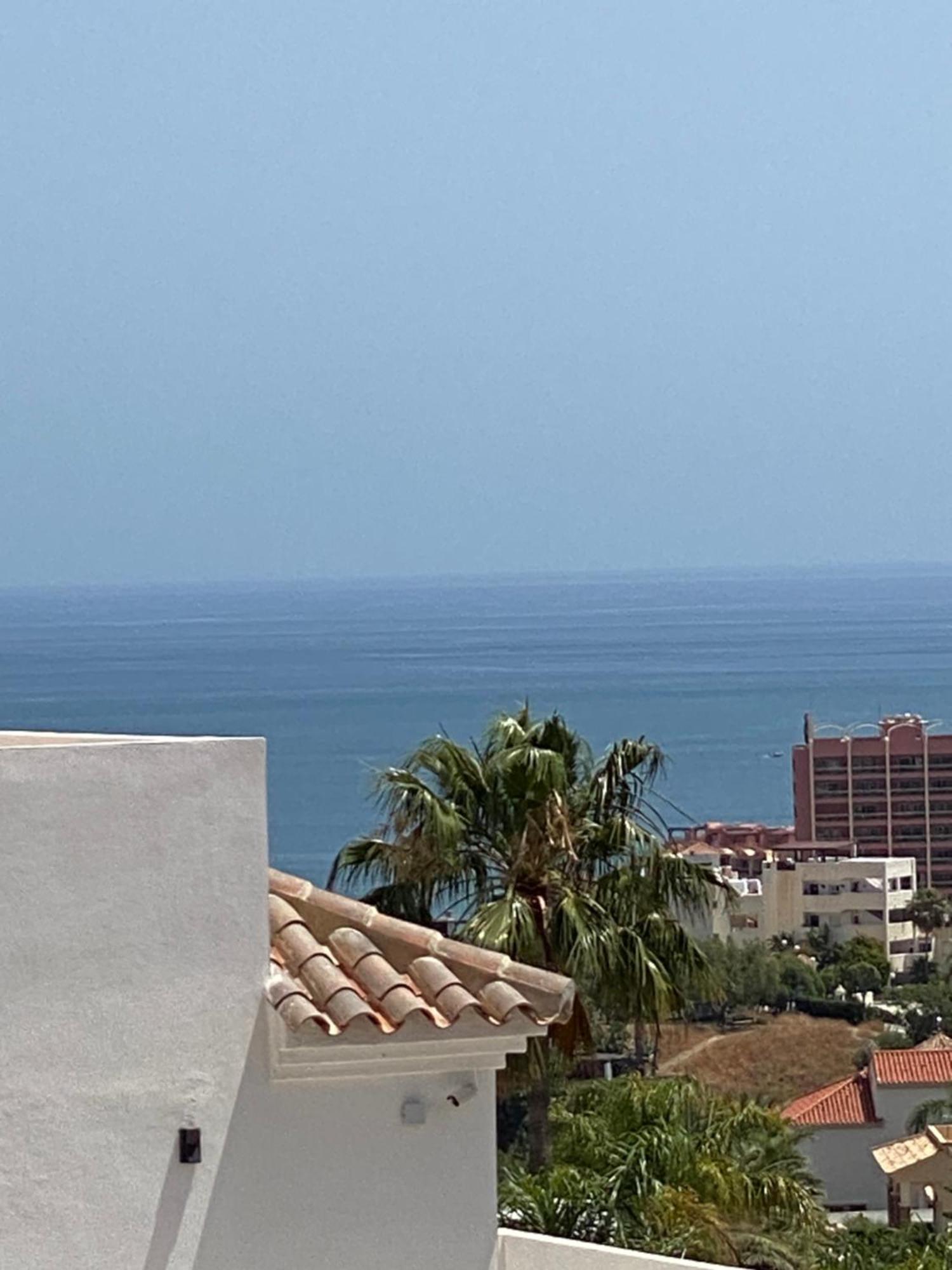 Villa With Heated Private Pool, Sea View& Turkish Sauna 贝纳尔马德纳 外观 照片