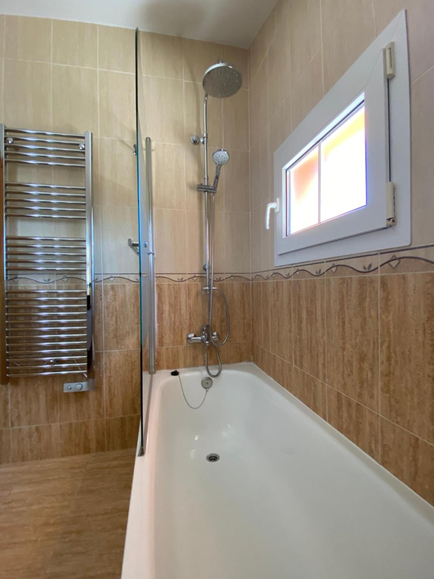 Villa With Heated Private Pool, Sea View& Turkish Sauna 贝纳尔马德纳 外观 照片